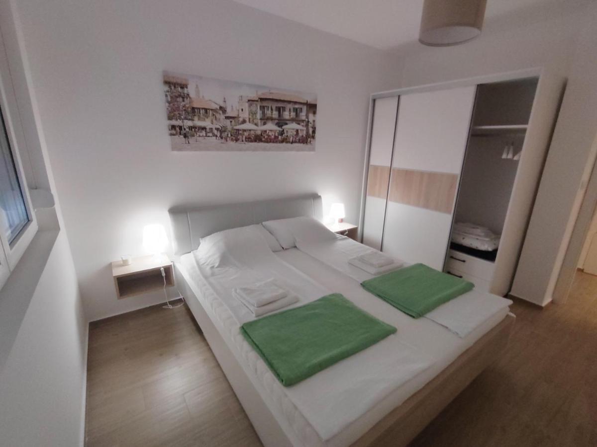 Lovely One Bedroom Apartment Ub Exterior foto
