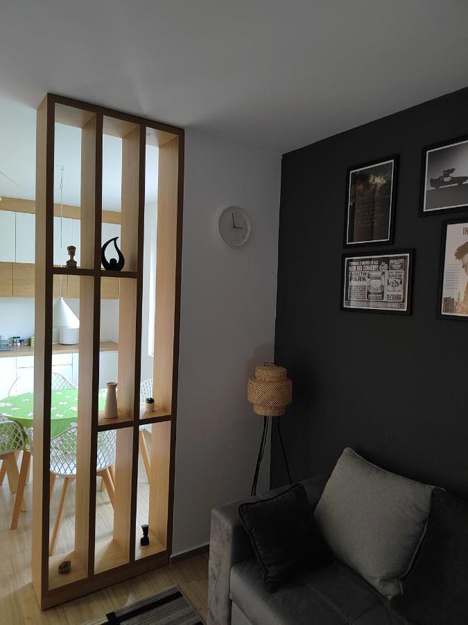 Lovely One Bedroom Apartment Ub Exterior foto
